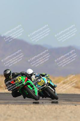 media/Mar-22-2025-CVMA (Sat) [[462c0ffedb]]/Race 13-Amateur Supersport Middleweight/